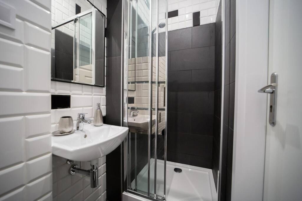 Alton Aleje Apartment 3 Warschau Buitenkant foto